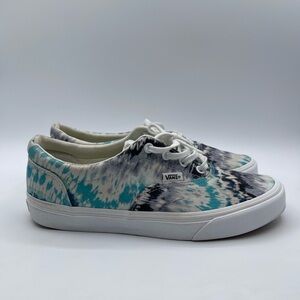 Women’s Vans Doheny Tie Dye Lace Up Skate Shoes Size 10 / NIB Blue White 508731